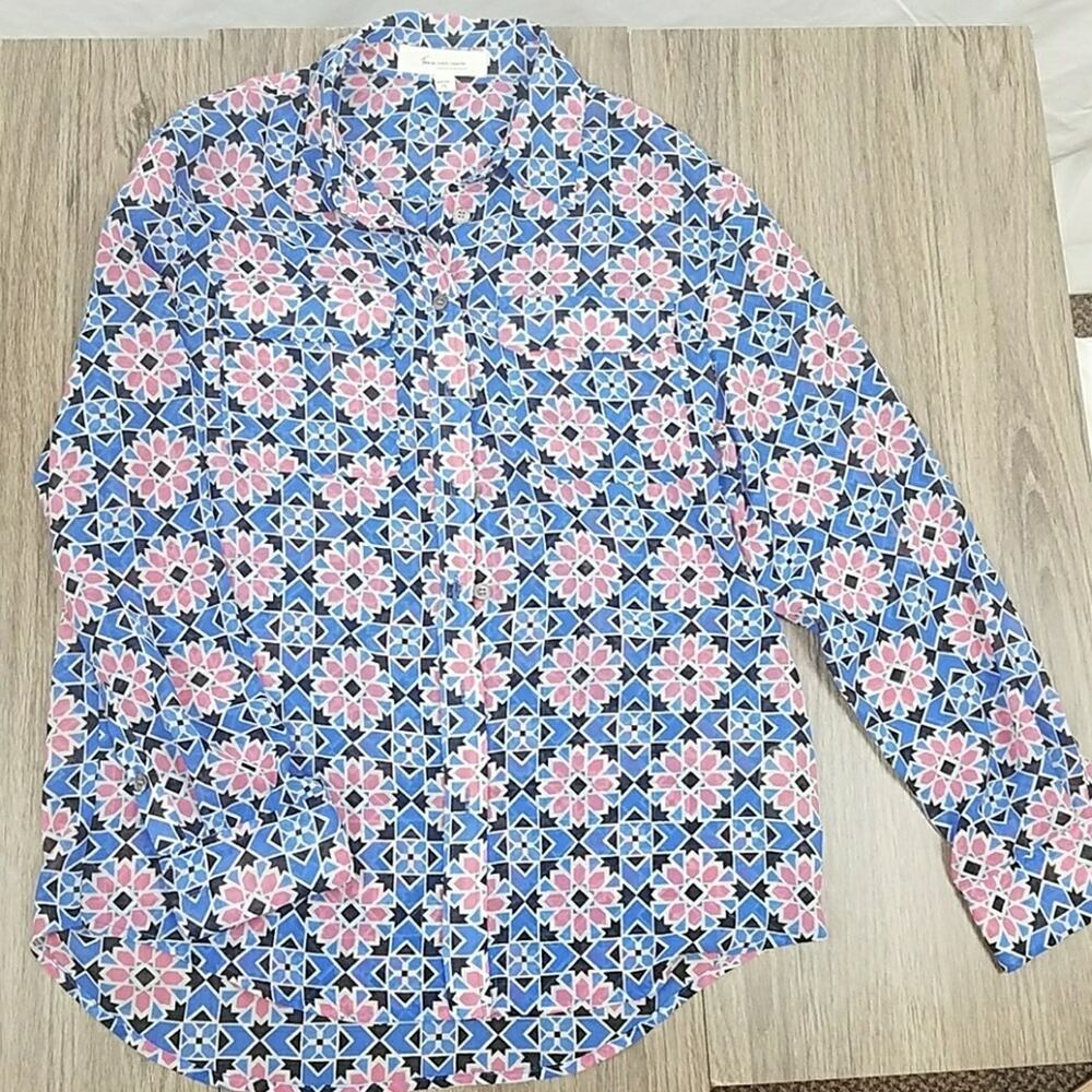 EUC‎ Vince Camuto vibrant hot pink and blue blouse size SP